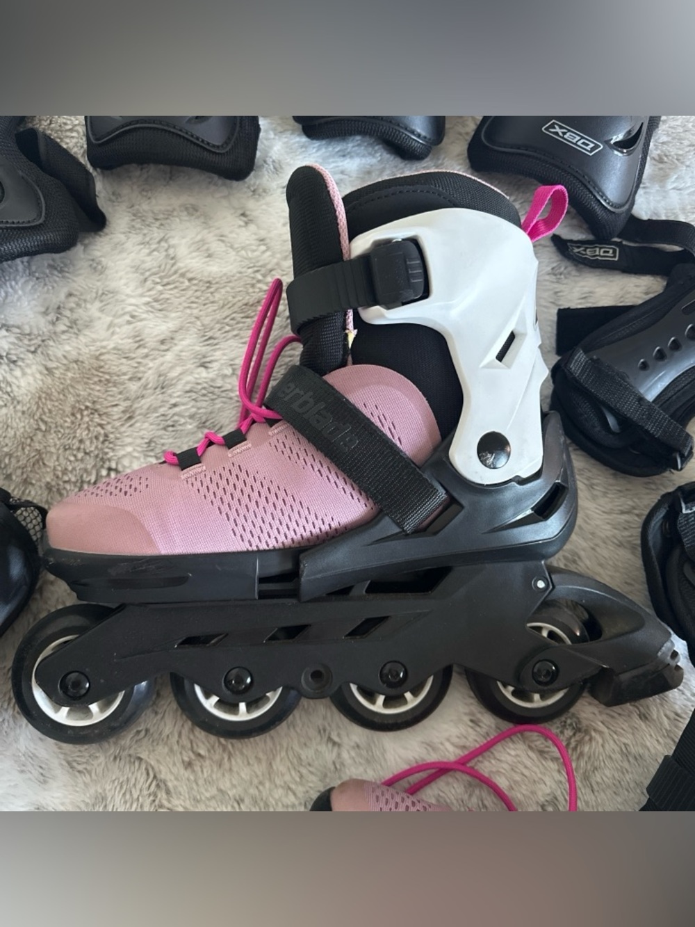 Girls' Pink Inline Skates with Black Frame